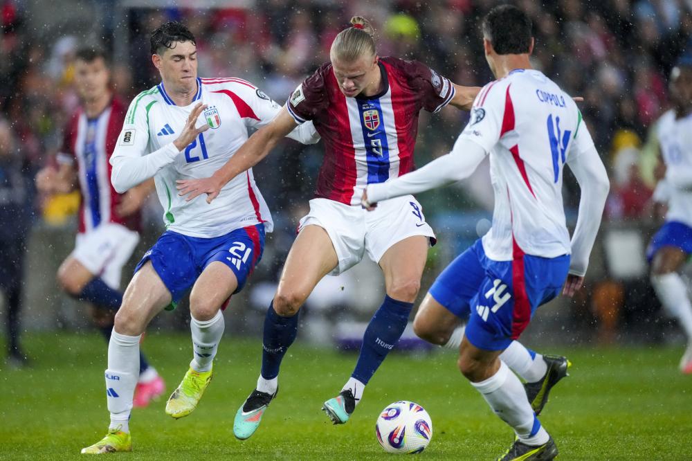 奇葩，印度超级杯球员因内裤颜色违规在赛前被罚下