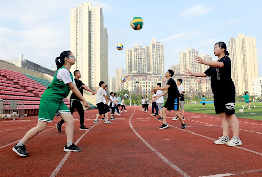 罗马诺：曼联19岁中场穆尔豪斯将租借加盟莱顿东方